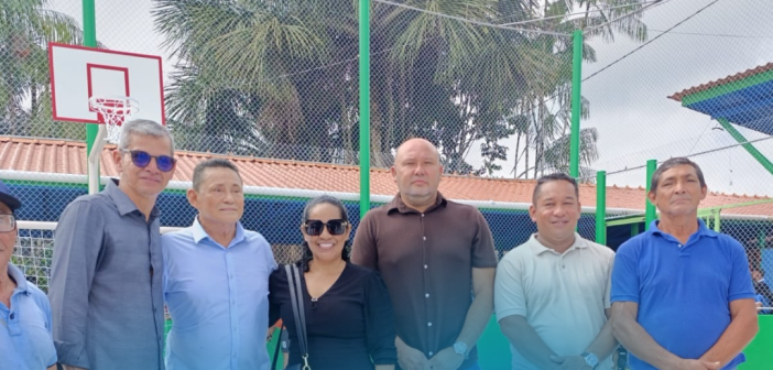 Vereadores comparecem a inauguração da Quadra de Esportes Gilberto Corrêa de Moraes !